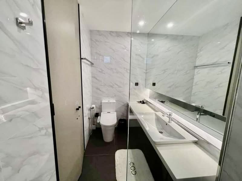 Service Residence for Sale at City of Dreams - Landy Bong - Bathroom - PropertyGuru.com.my