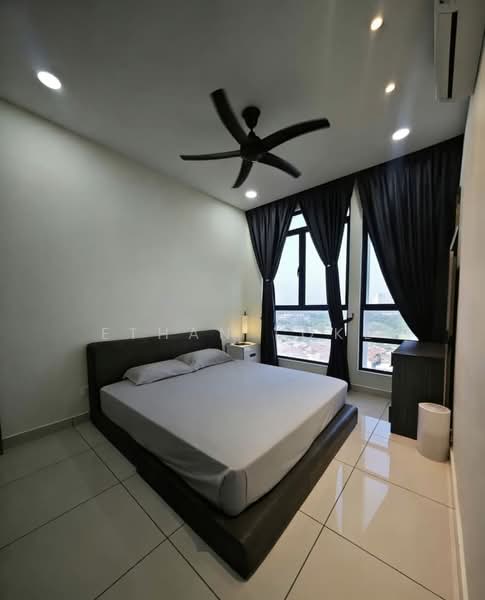 Kondominium untuk Dijual di Legend Heights - Ethan Loke - Bedroom - PropertyGuru.com.my