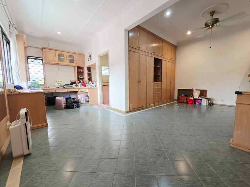 Rumah Teres 2 Tingkat untuk Dijual di Taman Midah (Cheras) - Frankie Ong - Living Room - PropertyGuru.com.my