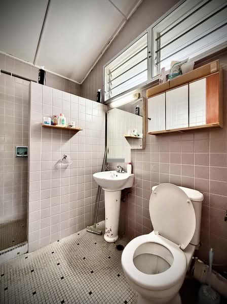 Bungalow for Sale in Pulau Tikus (Penang) - KK Kwok - Bathroom - PropertyGuru.com.my
