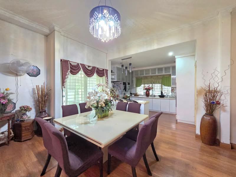 Semi-Detached House for Sale in Bandar Baru Bangi (Selangor) - Ai Faizal - Dining Room - PropertyGuru.com.my