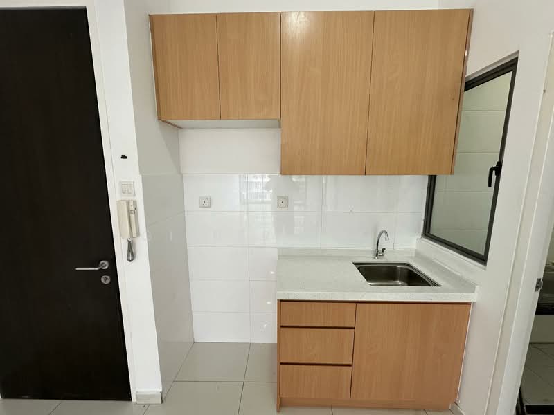 Servis Apartment untuk Disewa di Seasons Garden Residences - Gilbert Hor - Kitchen - PropertyGuru.com.my
