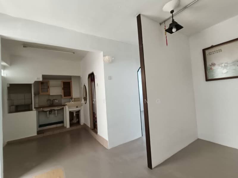 Apartment for Rent at Krystal Heights - Kaze Kang - Kitchen - PropertyGuru.com.my