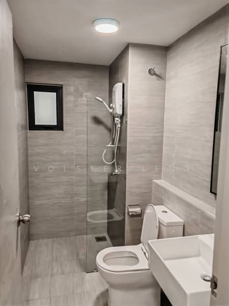 Servis Apartment untuk Dijual di Maya Bay Residences @ Gamuda Cove - Volster Leng - Bathroom - PropertyGuru.com.my