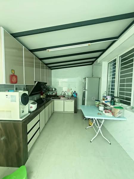 Townhouse for Sale in Puchong (Selangor) - Lucas Ho - Kitchen - PropertyGuru.com.my
