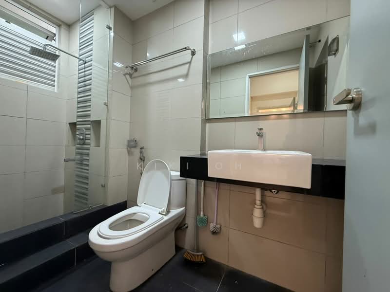 Servis Apartment untuk Dijual di Tropez Residences - Kiki Oh - Bathroom - PropertyGuru.com.my