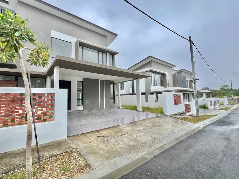 Semi-Detached House for Sale in Bemban (Melaka) - Macy G - Exterior - PropertyGuru.com.my