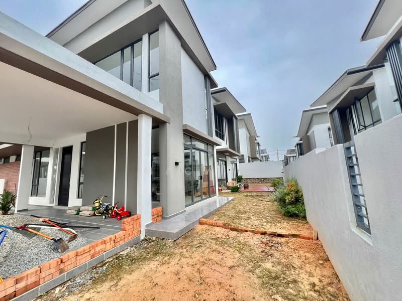 Semi-Detached House for Sale in Bemban (Melaka) - Macy G - Exterior - PropertyGuru.com.my