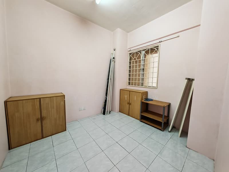 Apartment for Rent at Sri Ria Apartments - Jyden Tiew - PropertyGuru.com.my