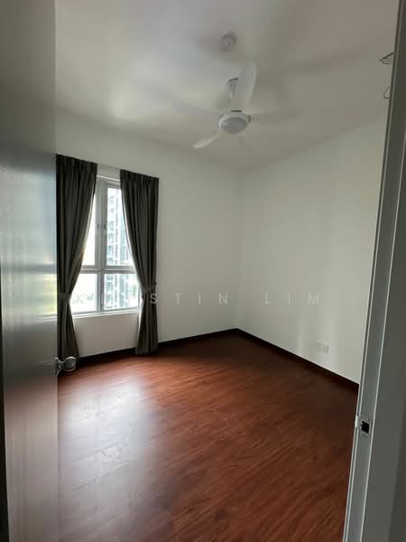 Servis Apartment untuk Dijual di Gaya Resort Homes - Krystin Lim - Bedroom - PropertyGuru.com.my