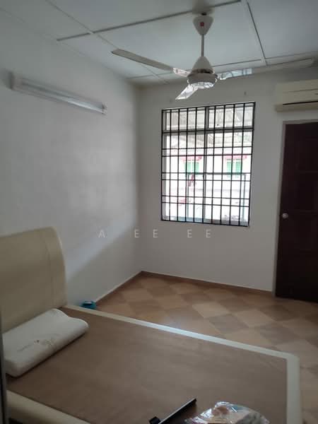 Rumah Teres 2 Tingkat untuk Dijual di Sungai Ara (Penang) - A Ee Ee - Bedroom - PropertyGuru.com.my