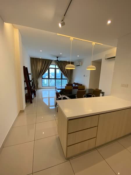 Kondominium untuk Disewa di Vivo Residential Suites - Elise Loo - Living Room - PropertyGuru.com.my