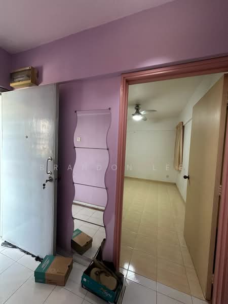 Pangsapuri untuk Dijual di Sri Bahagia Court - Brandon Lee - Entrance - PropertyGuru.com.my