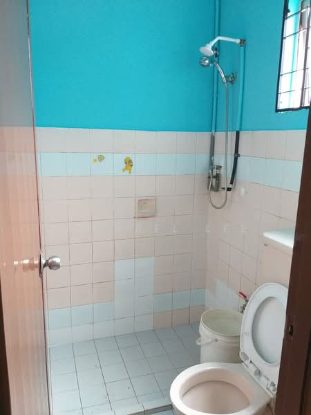 2-storey Terraced House for Rent in Usj 2 (Subang Jaya) - Michael Lee - Bathroom - PropertyGuru.com.my