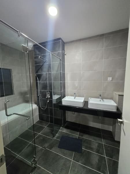 Semi-Detached House for Rent in Skudai (Johor) - Lee Lee - Bathroom - PropertyGuru.com.my