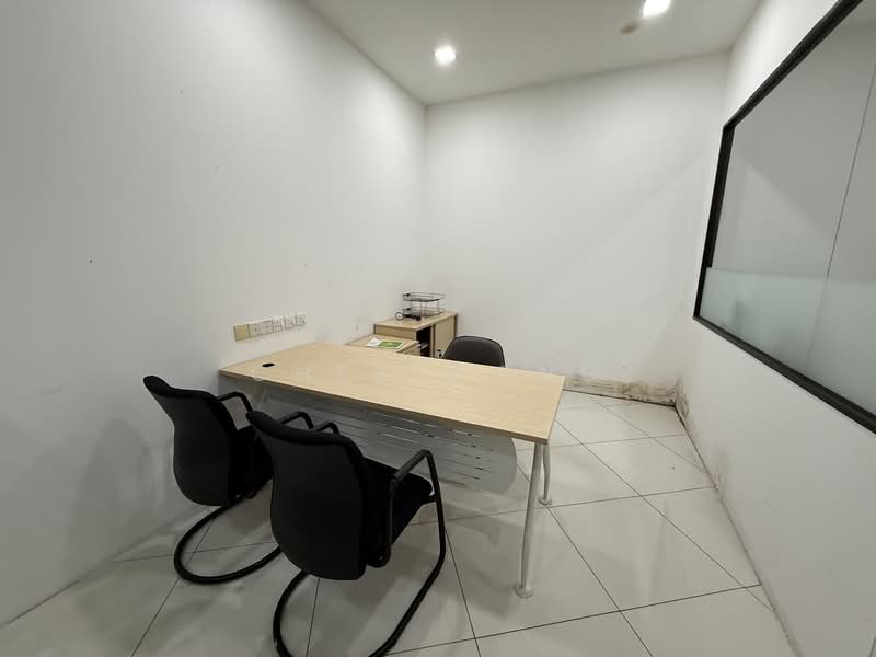 Shop / Office for Rent in Bandar Puteri Puchong (Puchong) - Chez Wong - Study - PropertyGuru.com.my