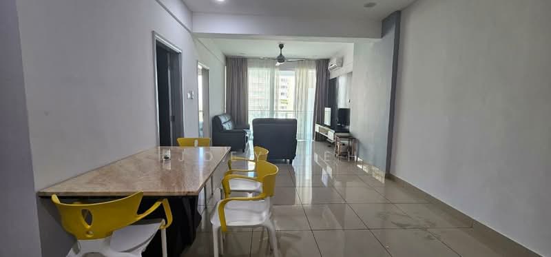 Servis Apartment untuk Dijual di Summerton - Joey Teh - Living Room - PropertyGuru.com.my