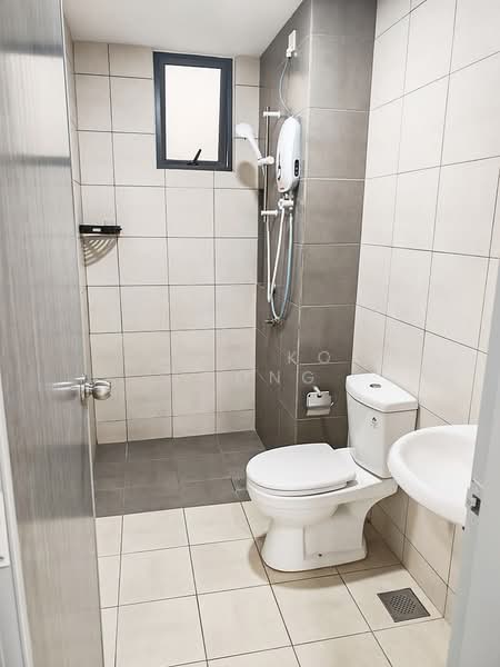 Service Residence for Rent at MIRA at Shorea Park - Chow Kok Toong - Bathroom - PropertyGuru.com.my