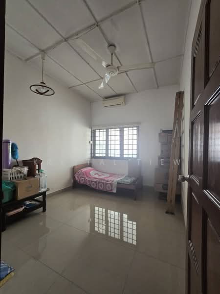 Rumah Teres 1 Tingkat untuk Dijual di Petaling Jaya (Selangor) - Krystal Tiew - Bedroom - PropertyGuru.com.my