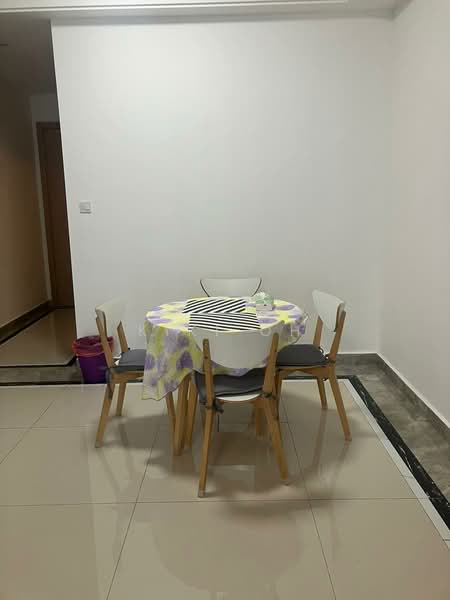 Servis Apartment untuk Disewa di R&F Princess Cove Phase 1 - Kiki Oh - Dining Room - PropertyGuru.com.my