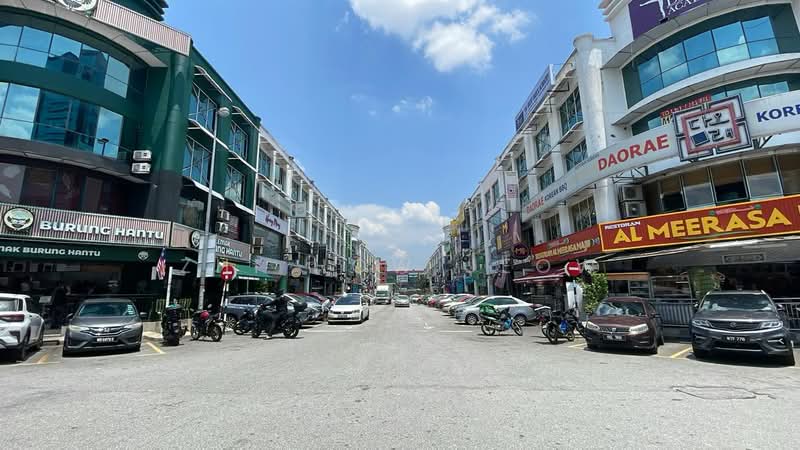 Shop for Rent in Bandar Puteri Puchong (Puchong) - Zhi How Jeow - Exterior - PropertyGuru.com.my