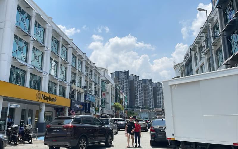 Shop for Rent in Bandar Puteri Puchong (Puchong) - Zhi How Jeow - Exterior - PropertyGuru.com.my