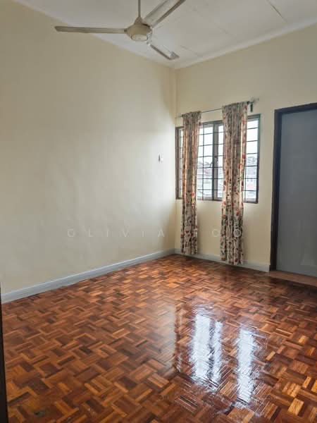 2-storey Terraced House for Rent in Bandar Sri Damansara (Selangor) - Olivia Foo - Bedroom - PropertyGuru.com.my