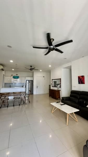 Kondominium untuk Dijual di Pavilion Hilltop - Alice Moo - Living Room - PropertyGuru.com.my