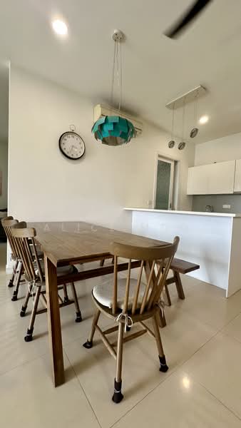 Kondominium untuk Dijual di Pavilion Hilltop - Alice Moo - Dining Room - PropertyGuru.com.my