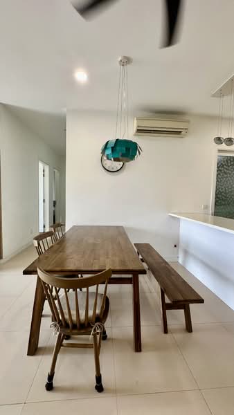 Kondominium untuk Dijual di Pavilion Hilltop - Alice Moo - Dining Room - PropertyGuru.com.my