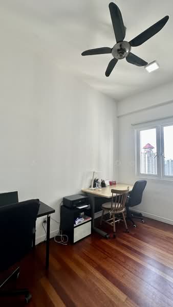 Kondominium untuk Dijual di Pavilion Hilltop - Alice Moo - Study - PropertyGuru.com.my