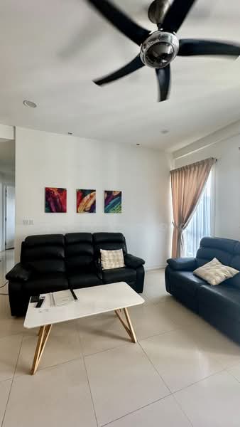 Kondominium untuk Dijual di Pavilion Hilltop - Alice Moo - Living Room - PropertyGuru.com.my