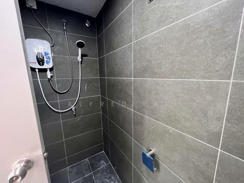 Service Residence for Rent at Midas @ Seri Alam - Alfred Yap - Bathroom - PropertyGuru.com.my