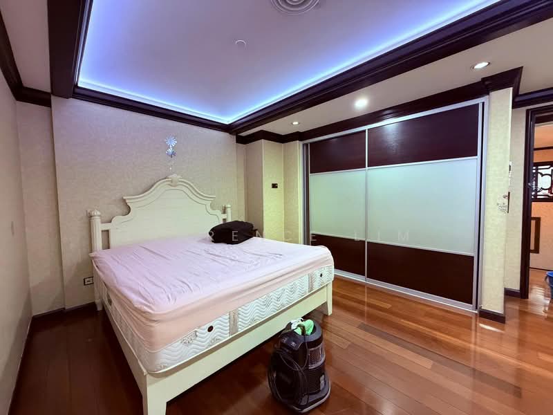Service Residence for Sale at 3 Kia Peng - Lawrence Lim - Bedroom - PropertyGuru.com.my