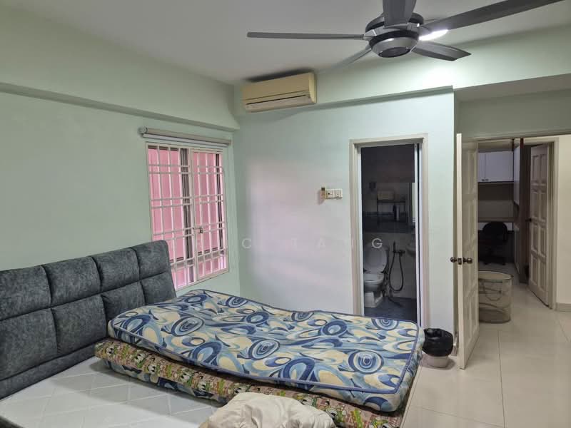 Kondominium untuk Disewa di Pertiwi Indah - Eric Tang - Bedroom - PropertyGuru.com.my