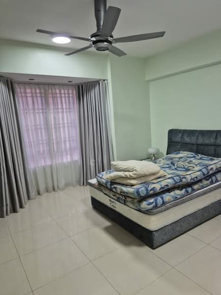 Kondominium untuk Disewa di Pertiwi Indah - Eric Tang - Bedroom - PropertyGuru.com.my