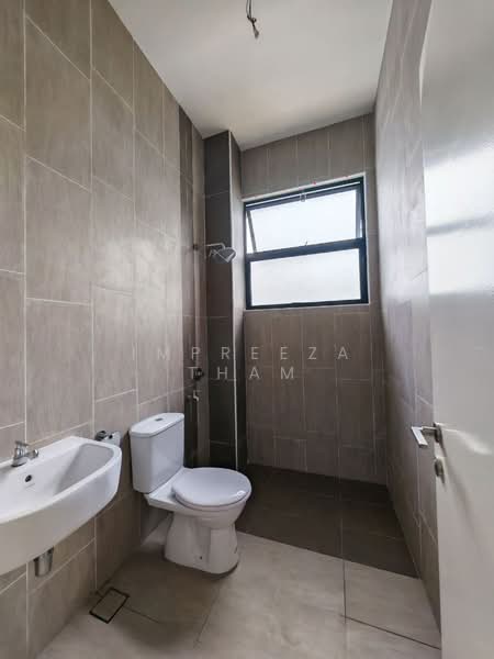 Rumah Kluster untuk Dijual di Johor Bahru (Johor) - Impreeza Tham - Bathroom - PropertyGuru.com.my