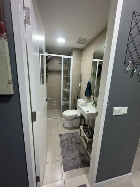 Servis Apartment untuk Disewa di Serviced Residence @ Fera Residence @ The Quartz WM - James Wong - Bathroom - PropertyGuru.com.my