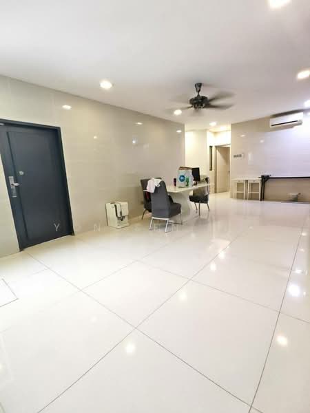 Semi-Detached House for Sale in Taman Eng Ann (Klang) - Yongsen Lim - Living Room - PropertyGuru.com.my