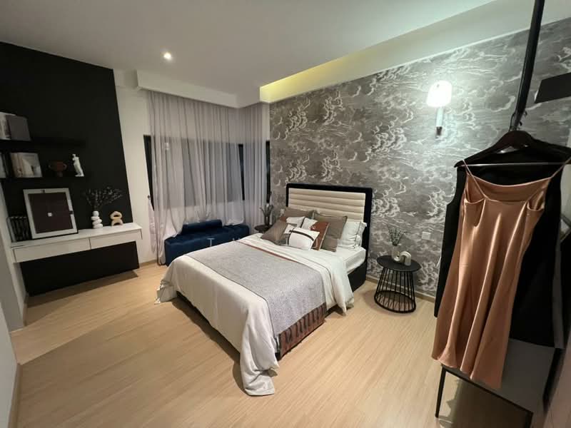 Pangsapuri untuk Dijual di Radium Adesa - Tw Lun - Bedroom - PropertyGuru.com.my