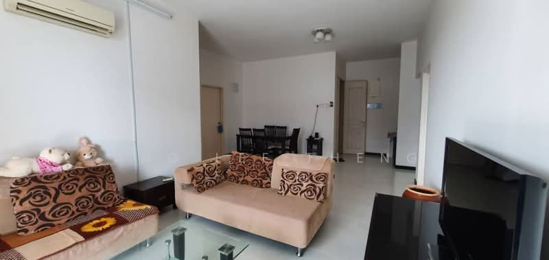 Kondominium untuk Dijual di Bayswater Resort Condominium - Ang Lee Theng - Living Room - PropertyGuru.com.my