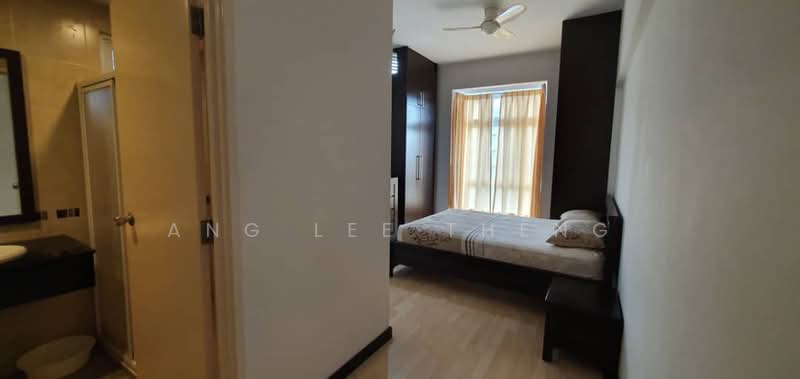 Kondominium untuk Dijual di Bayswater Resort Condominium - Ang Lee Theng - Bedroom - PropertyGuru.com.my