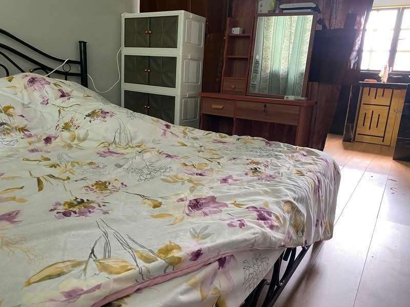 Rumah Teres 1 Tingkat untuk Disewa di Taman Pelangi (Parit Jawa) - William Lim - Bedroom - PropertyGuru.com.my
