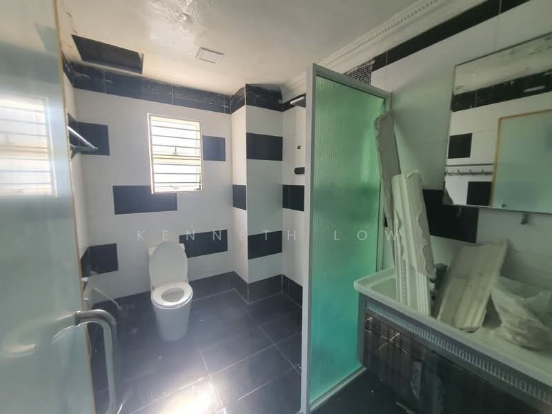 2-storey Terraced House for Sale in Taman Desa (Kuala Lumpur) - Kenneth Low - Bathroom - PropertyGuru.com.my