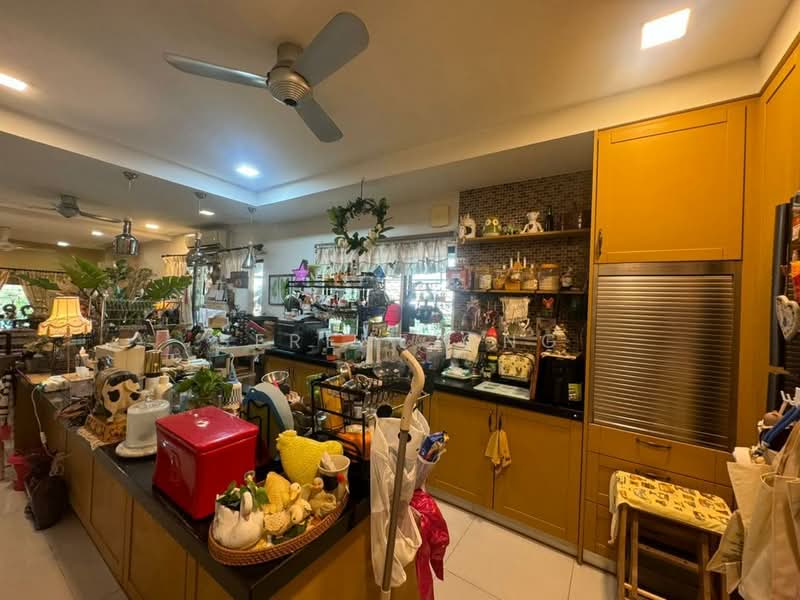 Rumah Berkembar untuk Dijual di Kota Damansara (Selangor) - Serene Ong - Kitchen - PropertyGuru.com.my