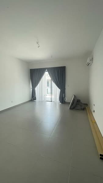 3-storey Terraced House for Rent in Batu 9 (Cheras) - Alice Chong - Living Room - PropertyGuru.com.my