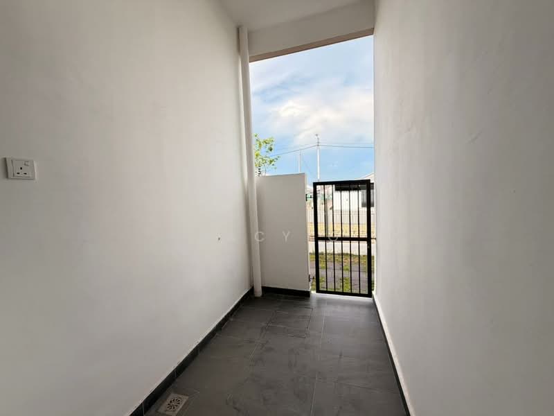 2-storey Terraced House for Rent in Tanjong Minyak (Melaka) - Macy G - Exterior - PropertyGuru.com.my