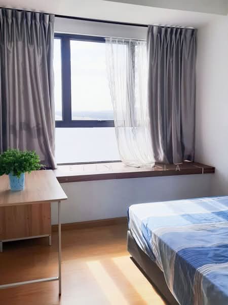 Condominium for Rent at Bay Laurel @ Country Garden Danga Bay - Stella Chia - Bedroom - PropertyGuru.com.my