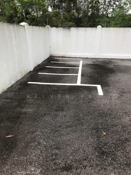 Factory for Rent in Rawang (Selangor) - Kelven Tan - Car Park - PropertyGuru.com.my