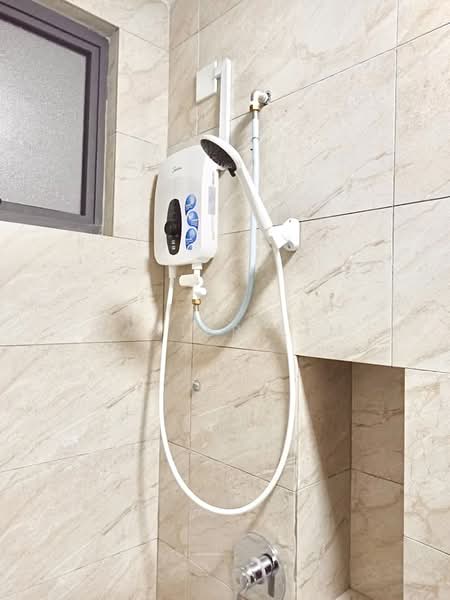 Kondominium untuk Disewa di The Holmes 2 - Baxter Lim - Bathroom - PropertyGuru.com.my